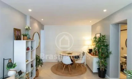 Apartamento de 3 quartos reformado na Rua Fadel Fadel - Leblon