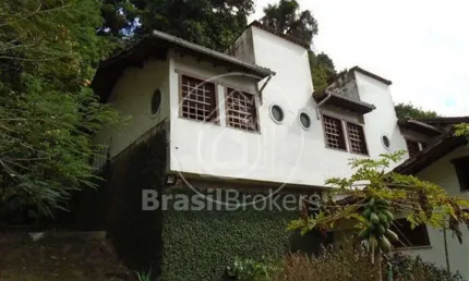 Casa à venda com 2488,00m² e 6 quartos em Cosme Velho, Rio de Janeiro - rj