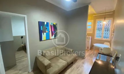Apartamento à venda com 32m² e 1 quarto em Copacabana, Rio de Janeiro - RJ