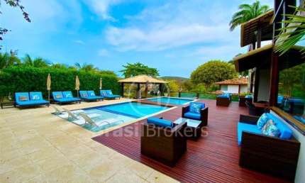 Casa à venda com 1382,00m² e 8 quartos em Praia da Ferradura, Armação dos Búzios - rj