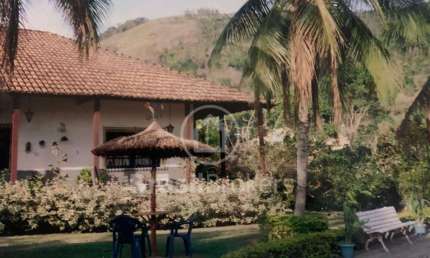 Casa à venda com 450,00m² e 4 quartos em Flamengo, Maricá - rj