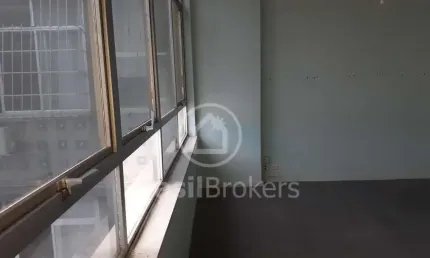 Sala comercial de 160m² com 3 vagas com localização privilegiada!