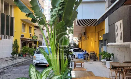Apartamento à venda com 157,00m² e 3 quartos em copacabana, rio de janeiro -rj
