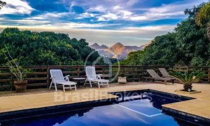 Pousada famosa à venda em terreno de 60.000 m² - Itaipava/RJ