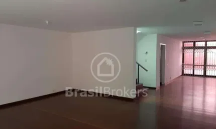 Casa à venda com 361,00m² e 4 quartos em Cosme Velho, Rio de Janeiro - rj