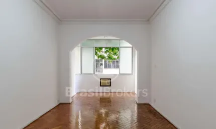 Apartamento 3 quartos em copacabana com vista lateral mar