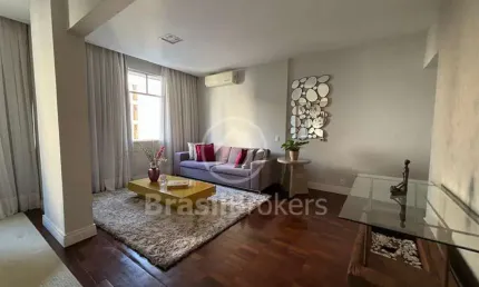 Leblon, reformado, segunda quadra da praia, 3 quartos, 1 vaga, 94m2,