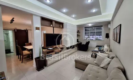 Leblon, apartamento de 3 quartos, 1 vaga de garagem, portaria 24h.