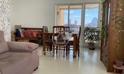 Botafogo, rua dona mariana, linda vista livre e pão de açucar, 3 quartos, 1 vaga.
