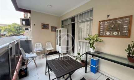 Inicio da Barra da Tijuca, condominio ABM.  Varanda, 2 quartos, sendo 1 suite, 1 banheiro social, cozinha, area e dependência completa, 79m2, 1 vaga.