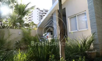 Casa à venda com 642,00m² e 8 quartos em Recreio dos Bandeirantes, Rio de Janeiro - rj