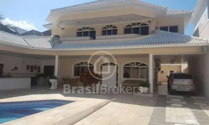 Condomínio Rio Mar XI - Casa à venda com 608,00m² , 3 quartos com suíte e lazer completo