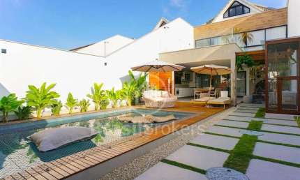 Casa de Condomínio à venda com 314,00m² e 6 quartos Rio Mar - Barra da Tijuca