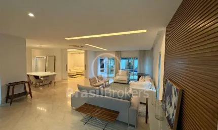 Del Lago na Barra da Tijuca - Rua Paulo Santos, Mansão com 5 Suítes.
