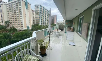 Belíssimo apto na barra, moderno e reformado, pronto para morar, 3 quartos,118m2, 2 vagas