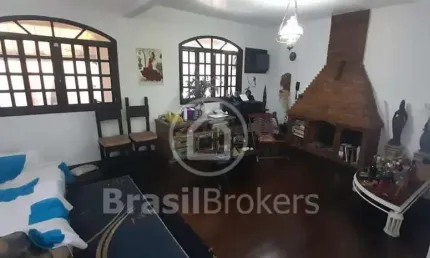 Casa à venda com 267m² e 3 quartos em Curicica, Rio de Janeiro - RJ