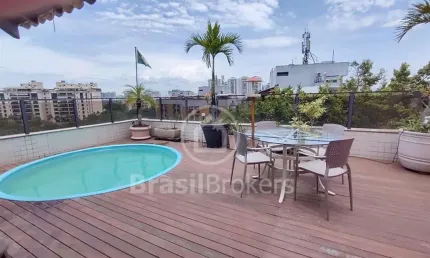 Linda cobertura na barra da tijuca ao lado da praia!!!