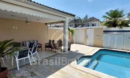 Casa de Condomínio à venda com 260,00m² e 4 quartos em Recreio dos Bandeirantes, Rio de Janeiro - rj