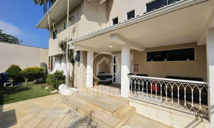 Encontre a casa dos seus sonhos na Barra da Tijuca!
