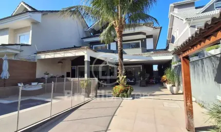 Casa de Condomínio à venda com 273,00m² e 4 quartos em RECREIO DOS BANDEIRANTES, Rio de Janeiro - RJ