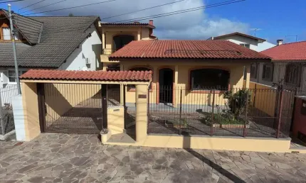 Casa para venda em caxias do sul, colina sorriso, 3 dormitórios, 2 banheiros, 3 vagas