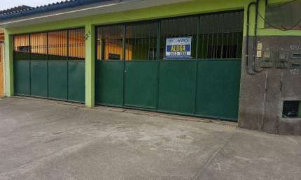 Casa com 2 dormitórios para alugar, 60 m² por R$ 850/mês -Rua Glicinia- Campo Grande - Rio de Janeiro/RJ