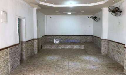 Excelente loja bem localizada ao lado de farto comercio!