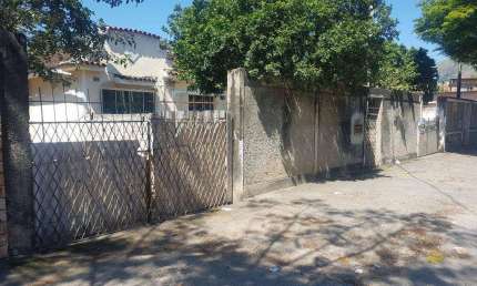 Casa residencial à venda, Campo Grande, Rio de Janeiro.