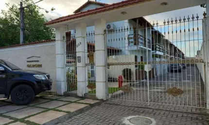Casa com 2 dormitórios à venda, 104 m² por R$ 450.000,00 - Inhoaíba - Rio de Janeiro/RJ