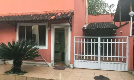 Casa com 2 dormitórios à venda, 70 m² por r$ 240.000,00 - campo grande - rio de janeiro/rj