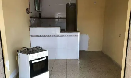 Excelente loja com 70m² bem localizada próximo a estrada da cachamorra.