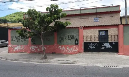 Prédio à venda na Avenida Ministro Edgard Romero, 664, Madureira, Rio de Janeiro
