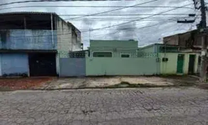 Casa com 2 quartos para alugar na Rua Antônio de Morais, 20, Inhoaíba, Rio de Janeiro