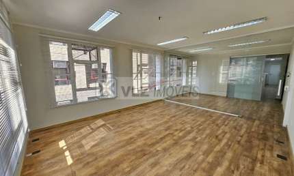 Sala comercial com 2 salas para alugar na Rua Helena, 309, Vila Olímpia, São Paulo, 46 m2 por R$ 1.980
