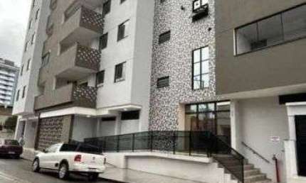 Apartamento com 128 m2 à Venda em Jaraguá do Sul / SC