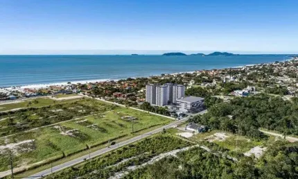 Apartamento à Venda a poucos metros da praia em Itapoá / SC