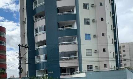 Apartamento à Venda no Centro de Jaraguá do Sul / SC