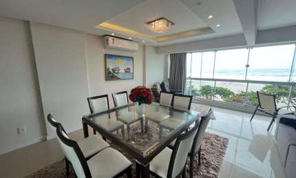 Apart. de 172 m2 frente mar 2 suít. + 1 dorm, vaga privativa em Baln. Camboriú