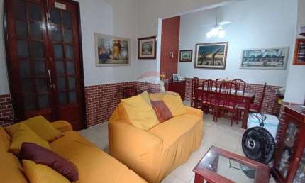 CASA DE 365 M² COM 4 QUARTOS, 2 SUÍTES E PISCINA À VENDA EM SAMPAIO/RJ.