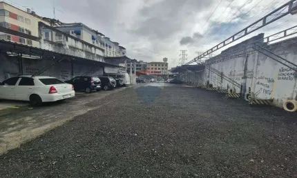 Imóvel comercial na avenida Ernani Cardoso, 157 1300 m