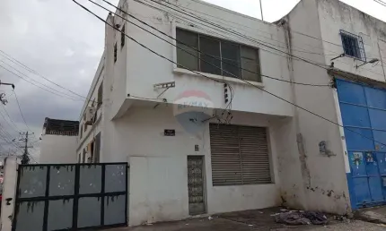 Galpão de 248m² com estacionamento à venda em bonsucesso/rj!