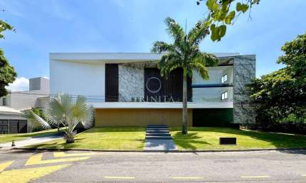 MANSÕES: CASA TRIPLEX DE PRIMEIRA LOCAÇÃO EM ESTILO CONTEMPORÂNEO, COM 5 SUÍTES, SUBSOLO E ELEVADOR.