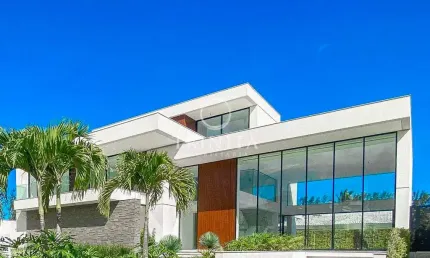 Casa de Condominio em Barra da Tijuca  -  Rio de Janeiro