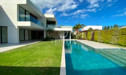 Casa em Condominio em Barra da Tijuca  -  Rio de Janeiro