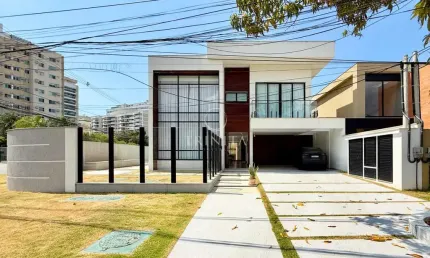 Casa em Condominio em Barra da Tijuca  -  Rio de Janeiro