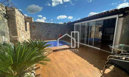 Casa com 3 dormitórios à venda, 190 m² por R$ 750.000,00 - Cidade Jardim - Uberlândia/MG