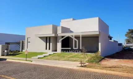 Casa com 3 dormitórios à venda, 240 m² por R$ 1.960.000 - Laranjeiras - Uberlândia/MG