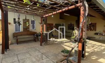 Casa com 3 dormitórios à venda, 190 m² por R$ 580.000 - Jardim Holanda - Uberlândia/MG