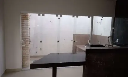 Sobrado com 3 dormitórios à venda por r$ 435.000,00 - novo mundo - uberlândia/mg