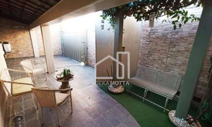 Casa com 3 dormitórios à venda, 156 m² por R$ 675.000,00 - Cidade Jardim - Uberlândia/MG